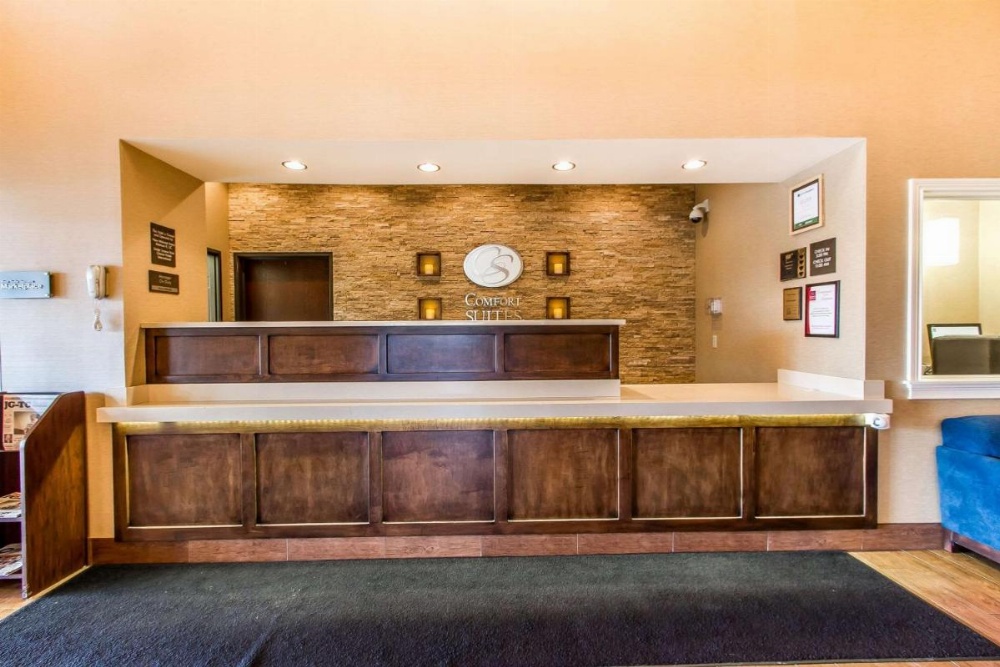 Comfort Suites Mattoon Image 29