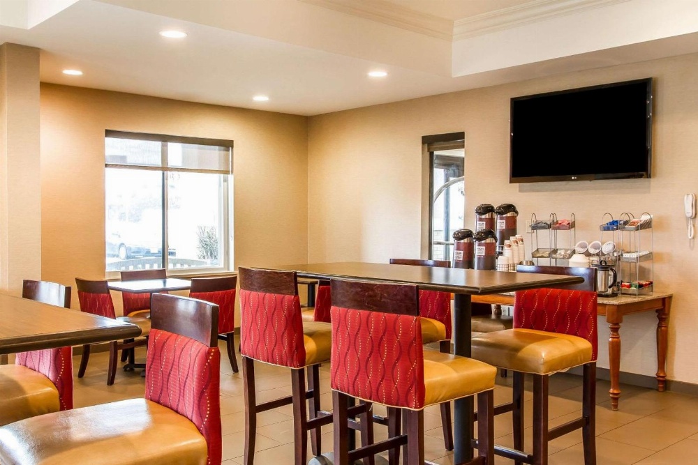 Comfort Suites Mattoon